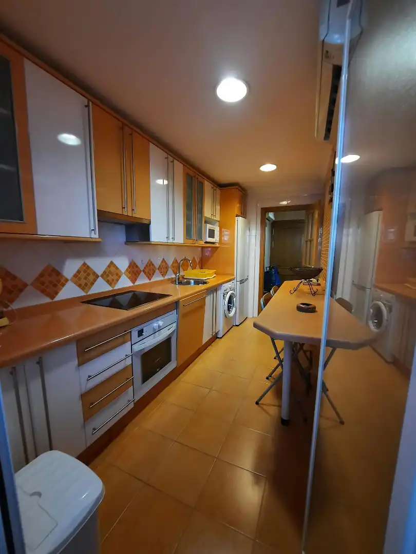 Apartamento con ascensor en alquiler en Santa Marina, imagen 7