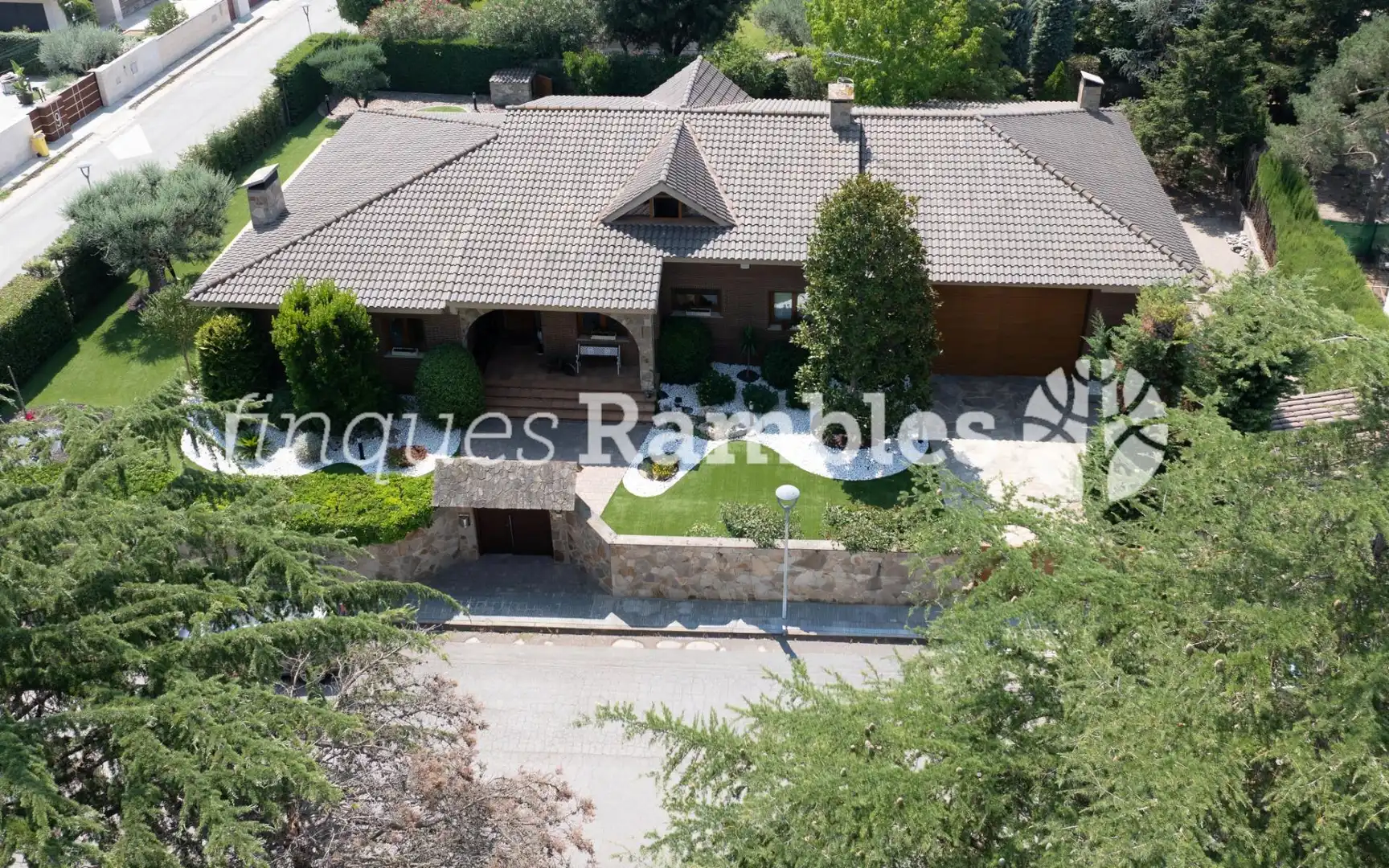 Vista exterior de Casa o chalet en venta en La Pobla de Claramunt con Calefacción, Jardín privado y Terraza