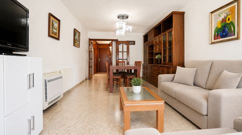 Foto 3 de Piso en venta en Carrer de L'alcalde Joan Bertran, Ponent, Reus
