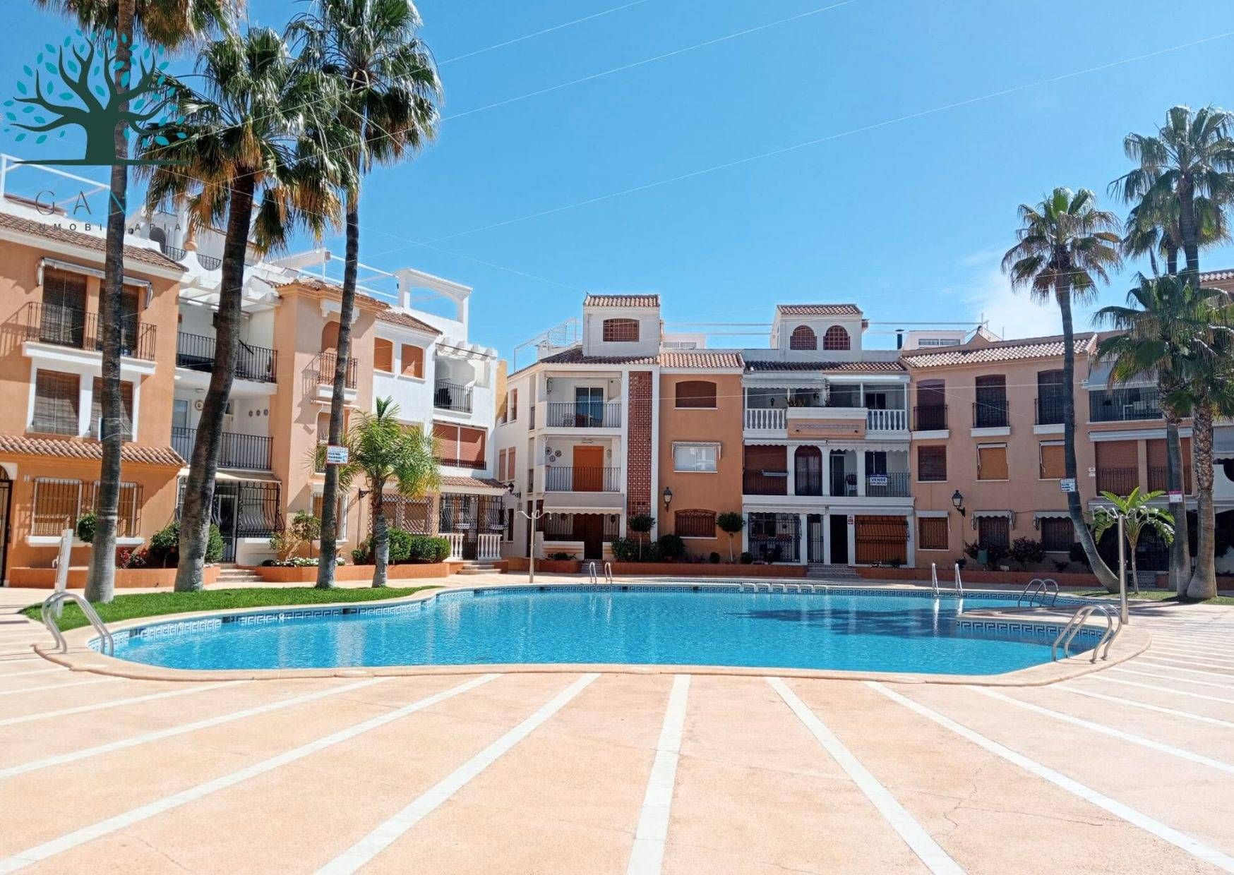 Vista exterior de Apartament en venda en Mazarrón amb Aire condicionat, Terrassa i Piscina comunitària