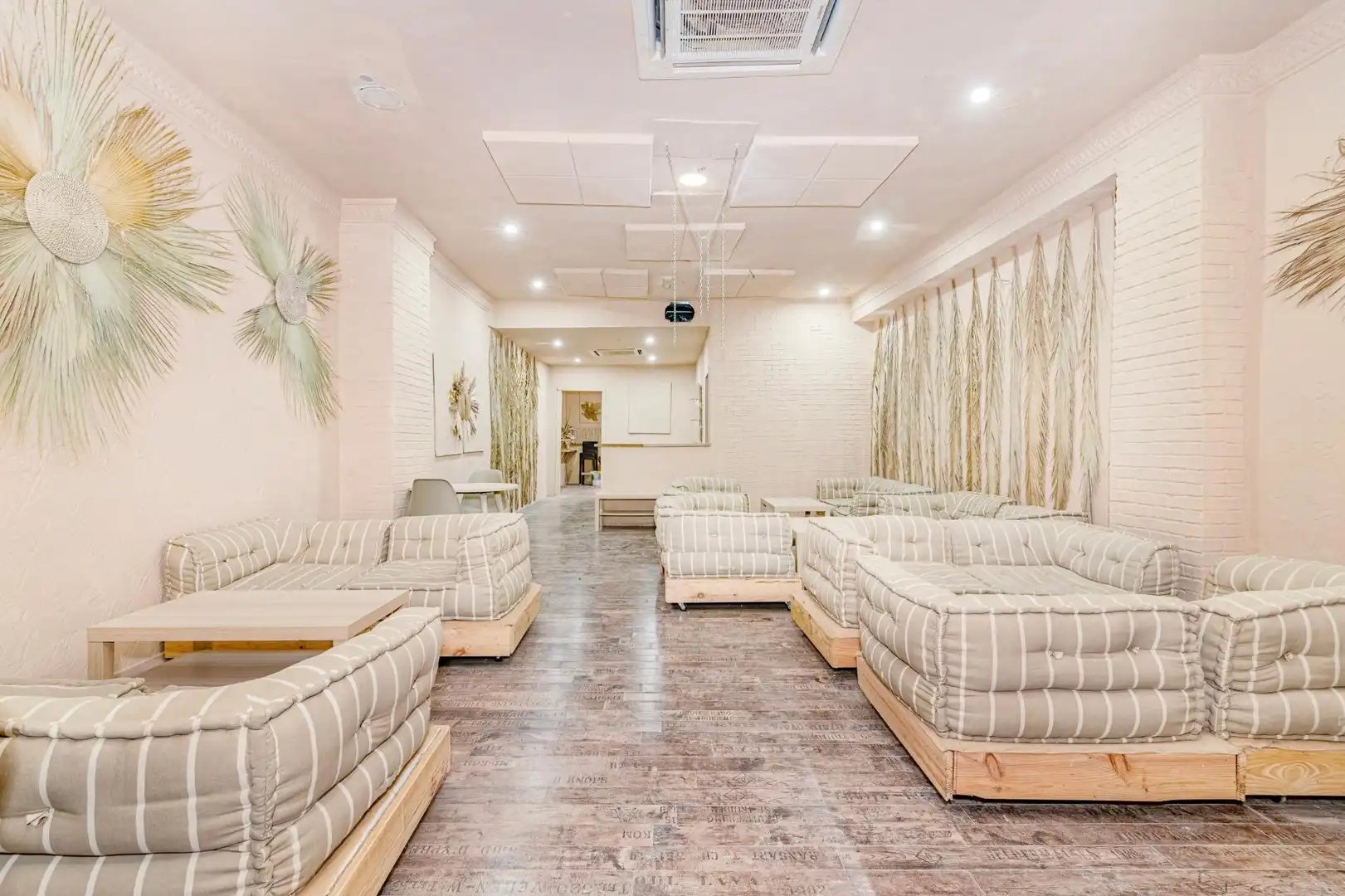 Local en venta en Granada con Aire acondicionado y Amueblado