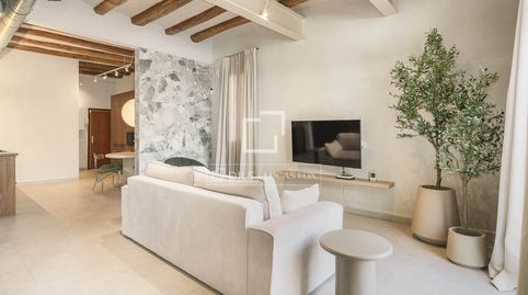 Foto 3 de Piso en venta en Sant Antoni, Barcelona Capital
