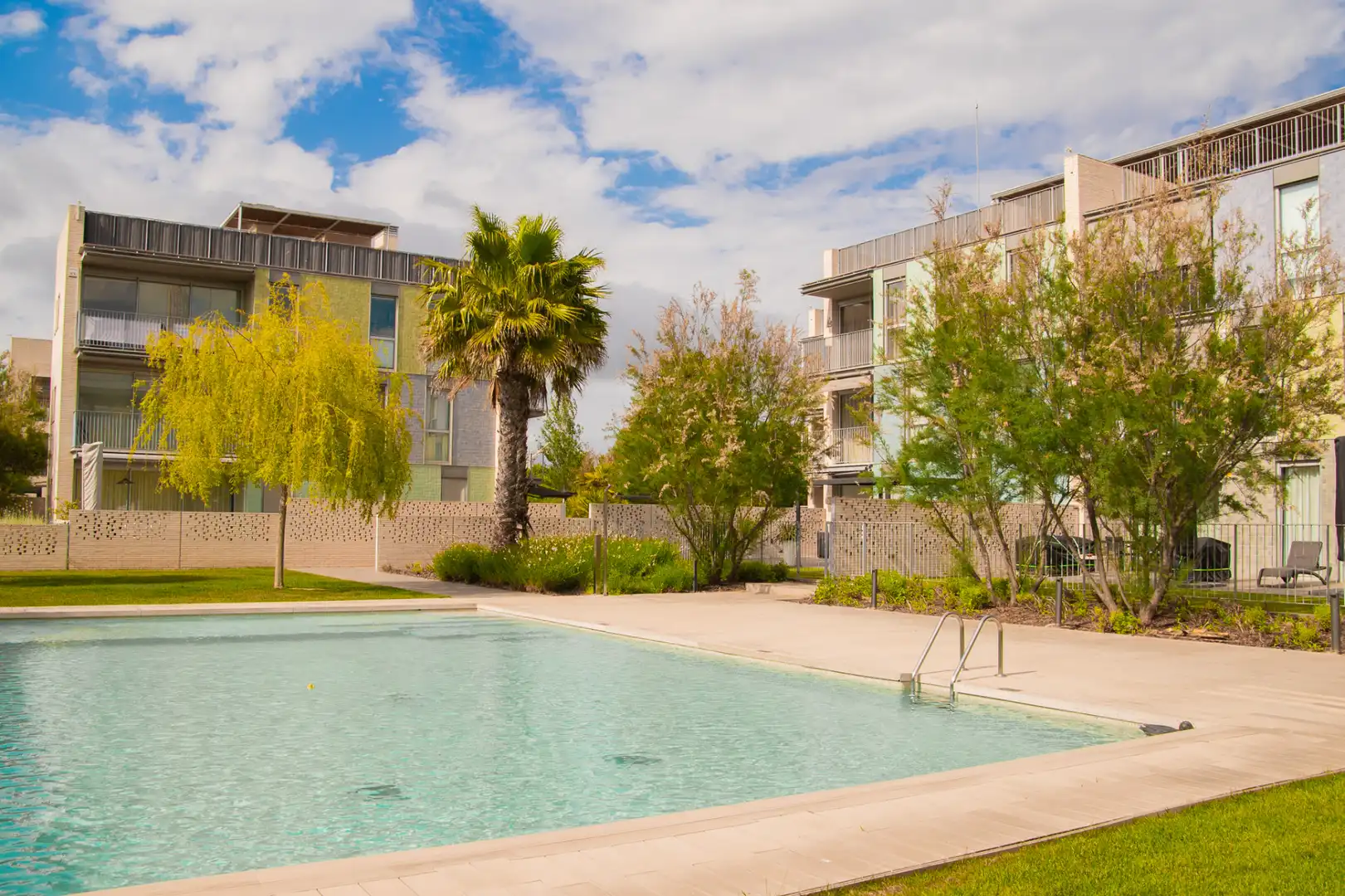 Swimming pool of Flat for sale in Castell d'Aro, Platja d'Aro i s'Agaró  with Air Conditioner, Heating and Terrace