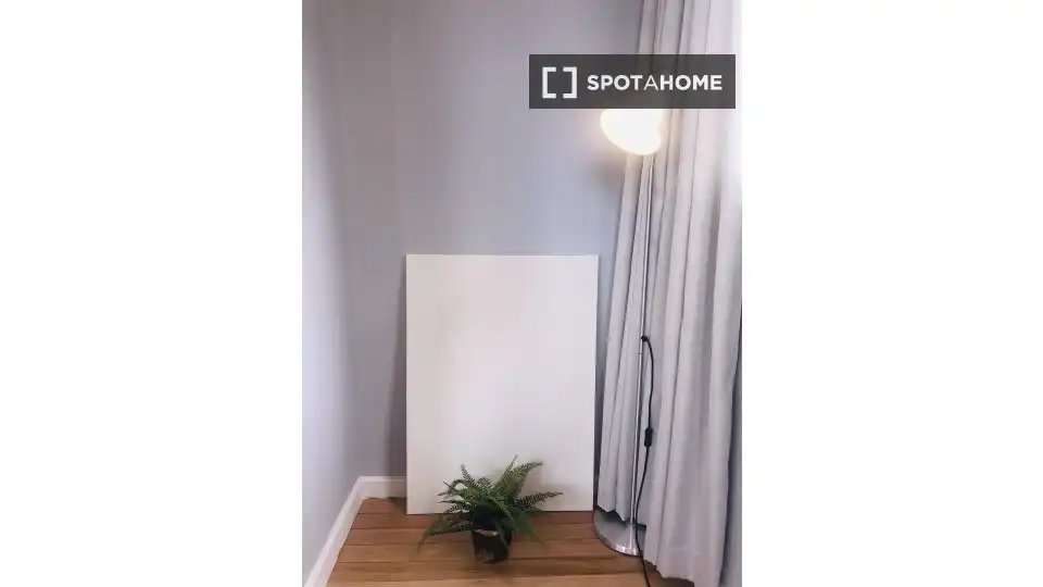 Bedroom of Flat for rent in Madrid  with Air Conditioner, Heating and Furnished