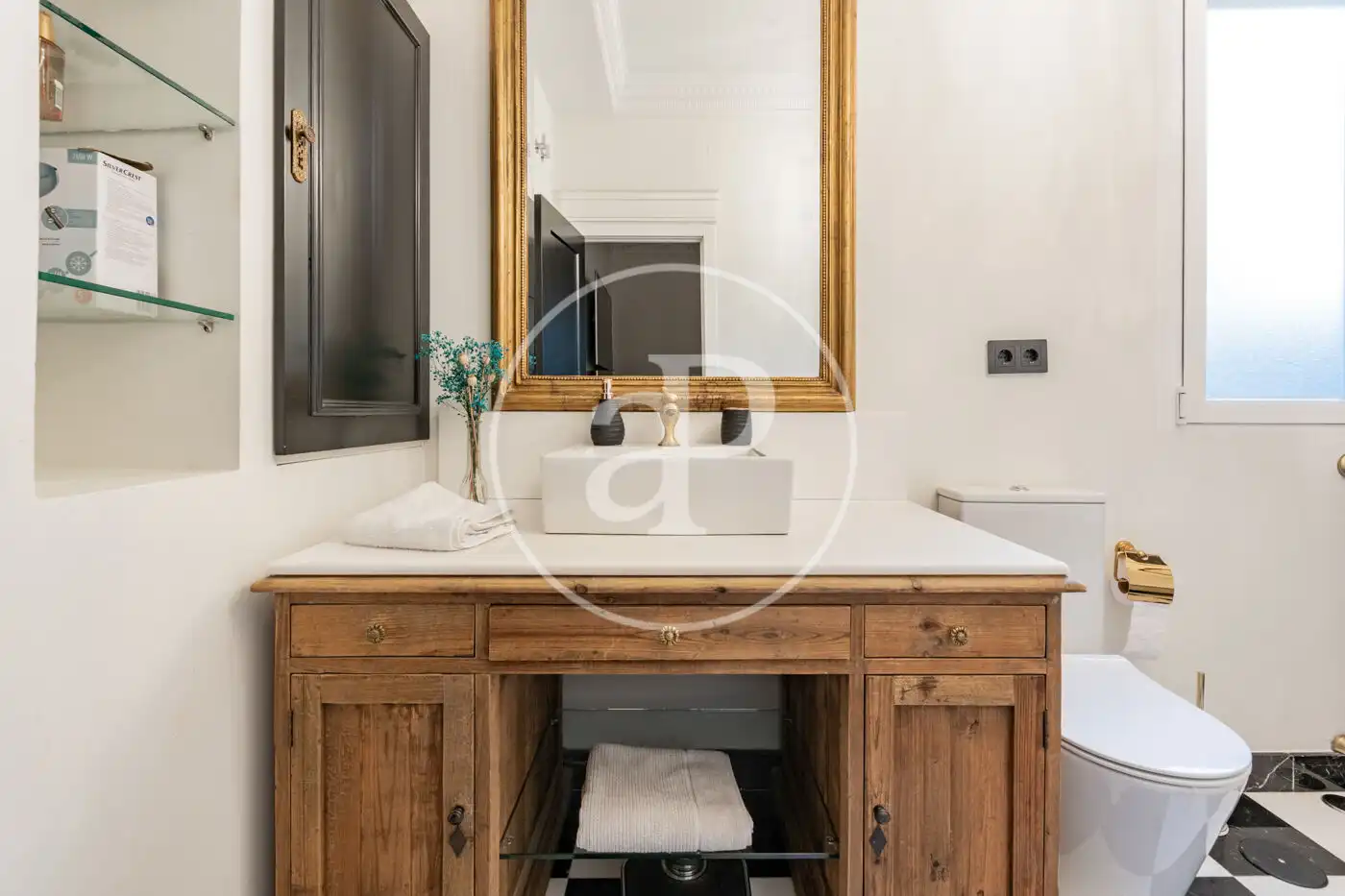 Bany de Pis en venda en Madrid amb Aire condicionat, Calefacció i Moblat