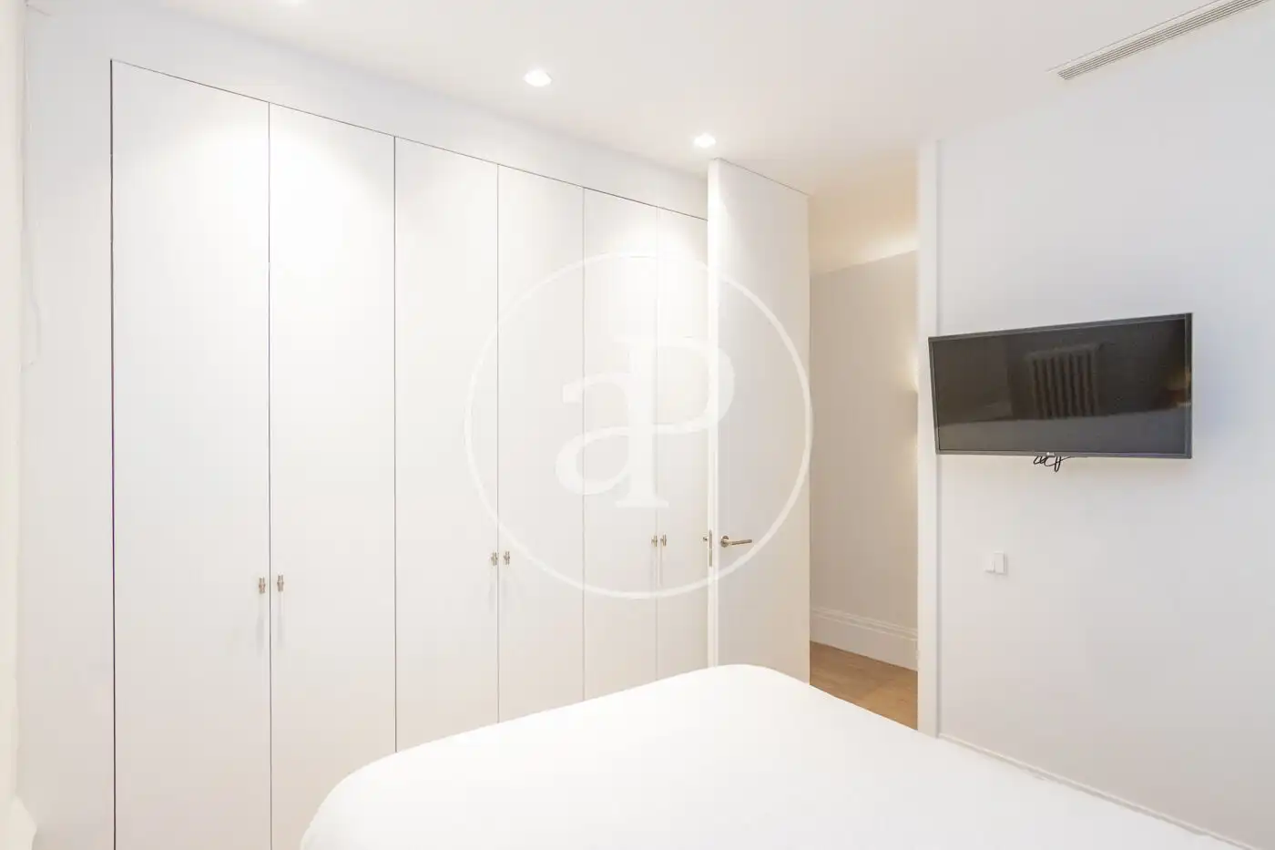 Schlafzimmer von Wohnung zum Verkauf in Madrid mit Klimaanlage, Heizung und Balkon