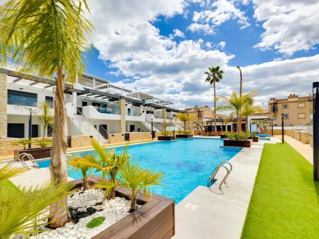 Bungalow with pool for sale in calle campanario, imagen 45
