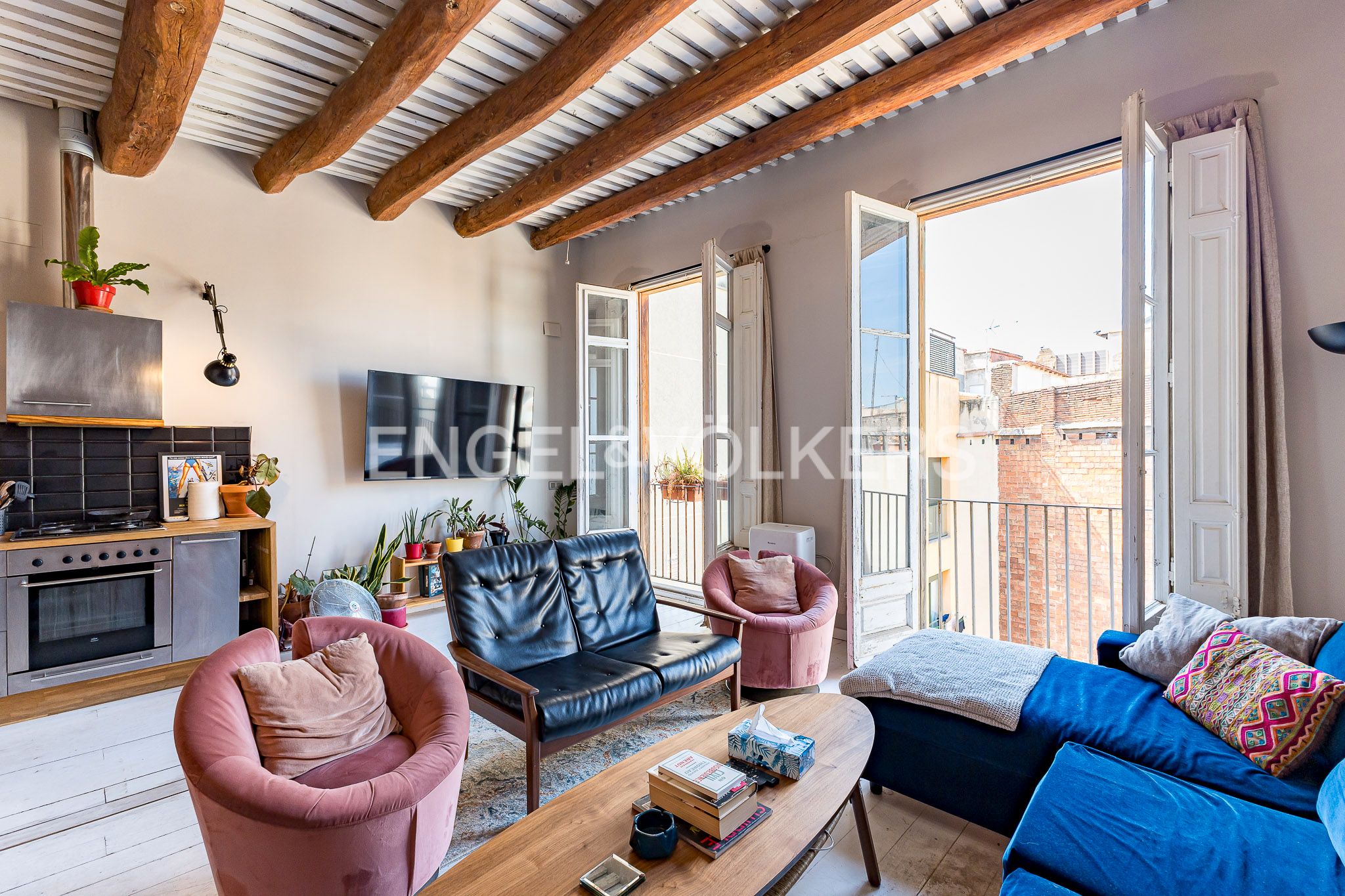 Vista exterior de Àtic en venda en  Barcelona Capital amb Calefacció i Terrassa