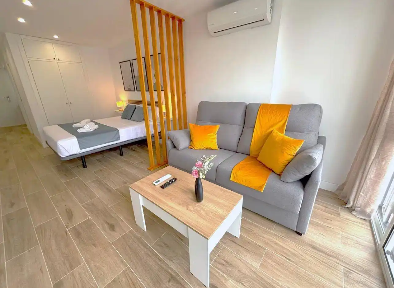 Wohnzimmer von Wohnung zum Verkauf in Torremolinos mit Klimaanlage
