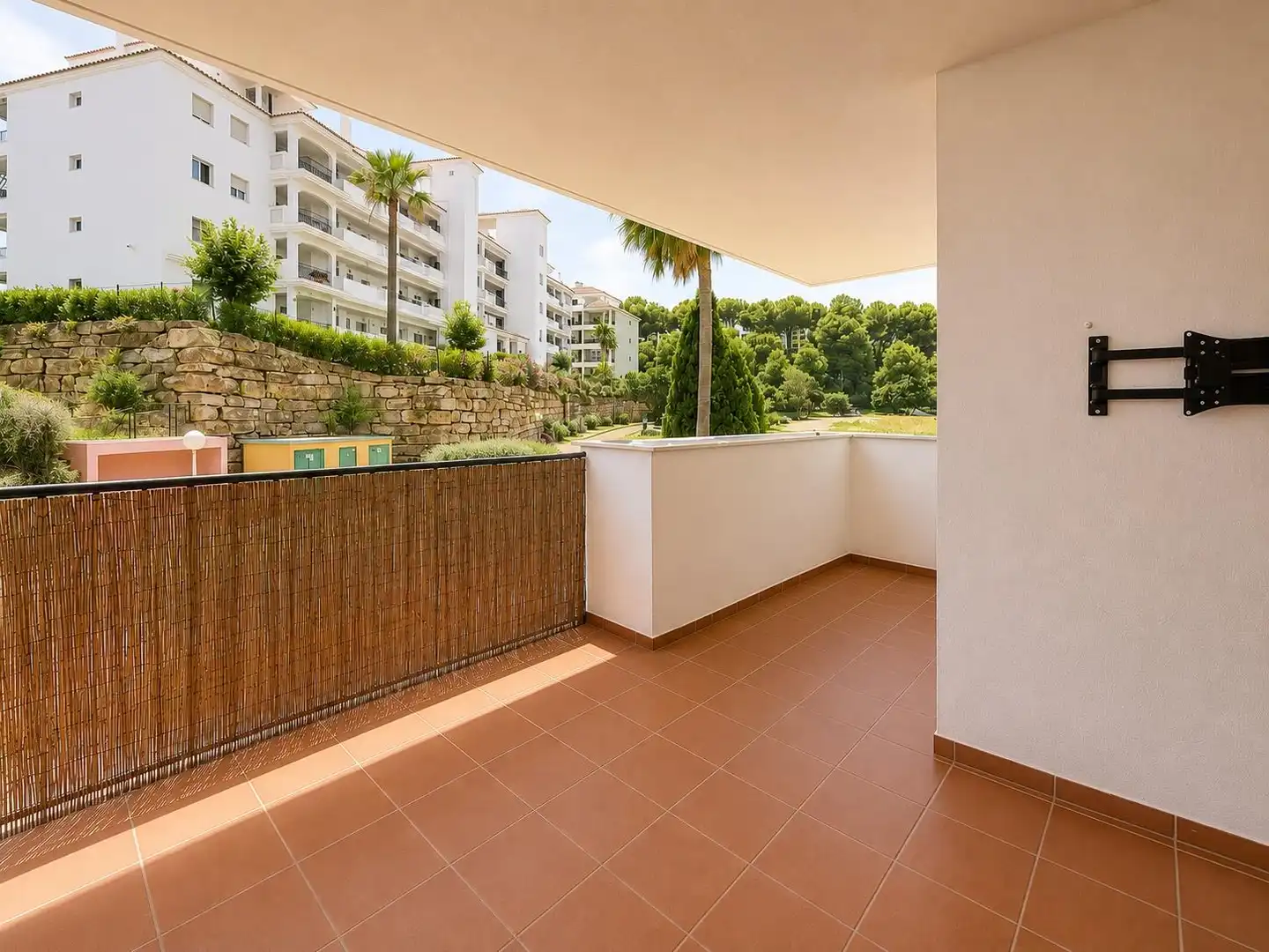 Apartamento con piscina en venta en Calle del Geranio 31, imagen 6