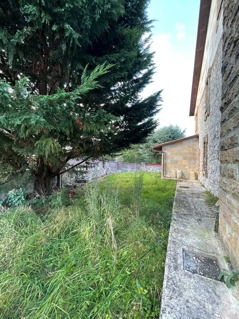 Casa o xalet en venda en Camargo amb Calefacció, Jardí privat i Traster