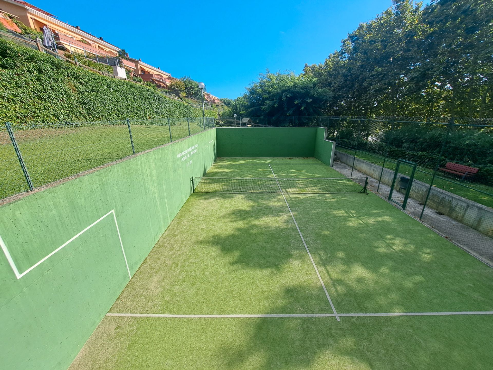 Vista exterior de Casa o xalet en venda en Arenys de Mar amb Aire condicionat, Calefacció i Terrassa