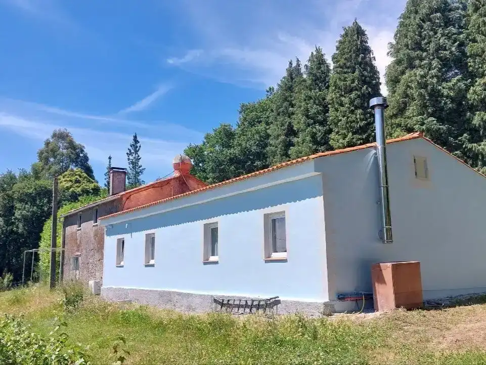 Vista exterior de Finca rústica en venda en Vilasantar amb Aire condicionat