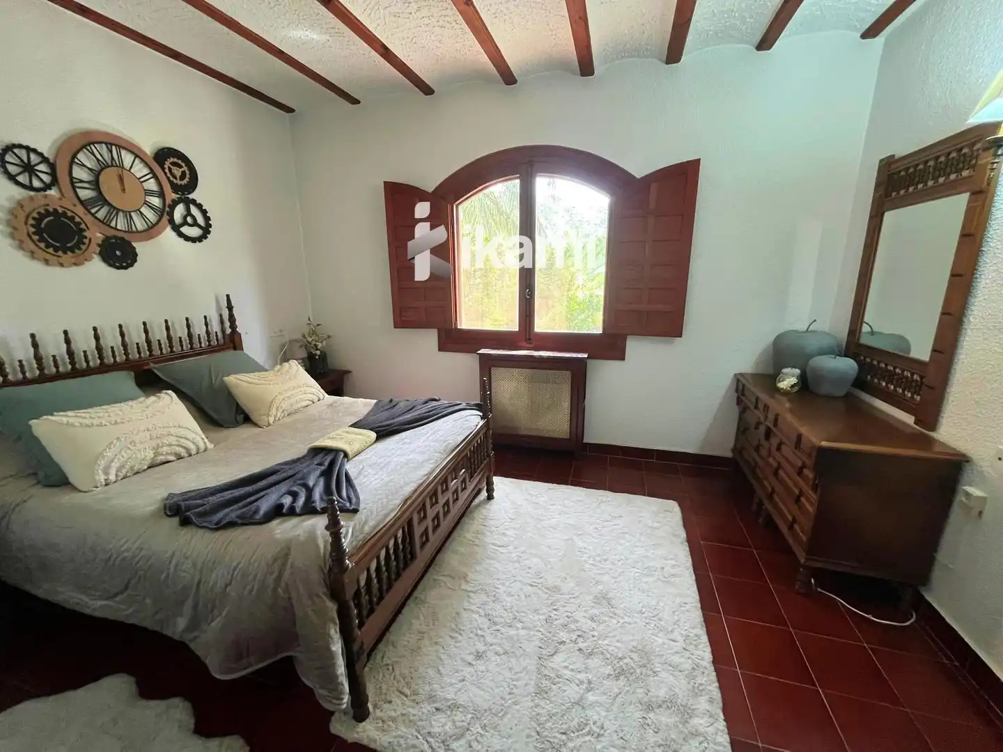 Habitación de Casa o chalet en venta en Elda con Calefacción, Trastero y Piscina