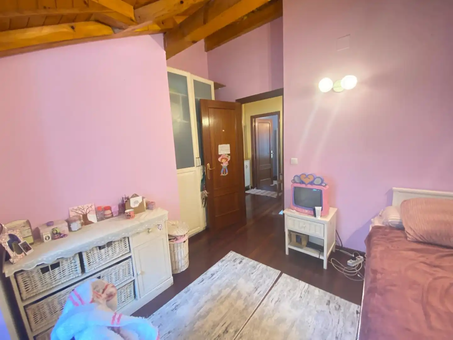 Bedroom of Detached homes for sale in Castro-Urdiales  with Heating, Private garden and Parquet flooring