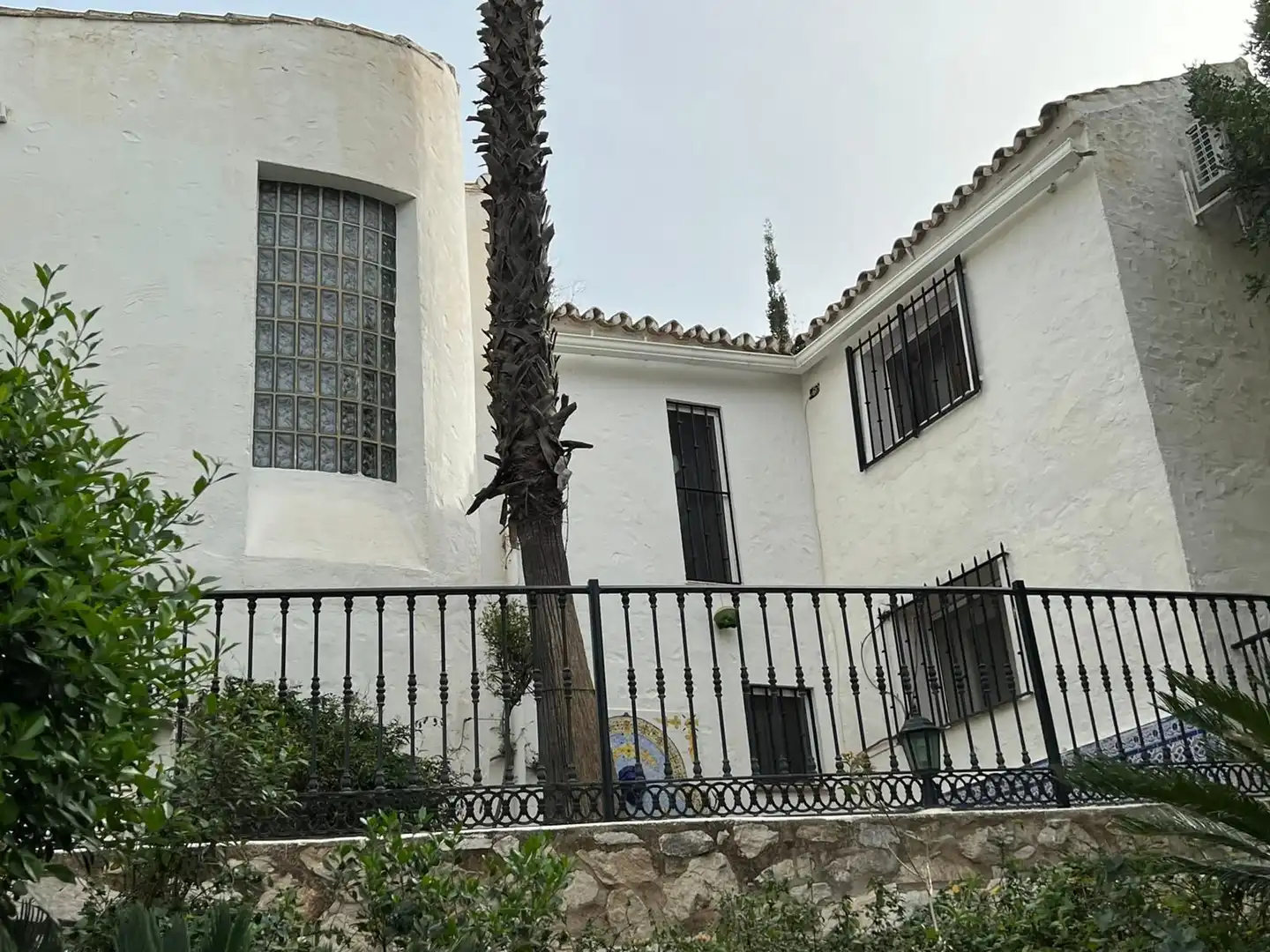 Vista exterior de Finca rústica en venda en Mijas amb Piscina