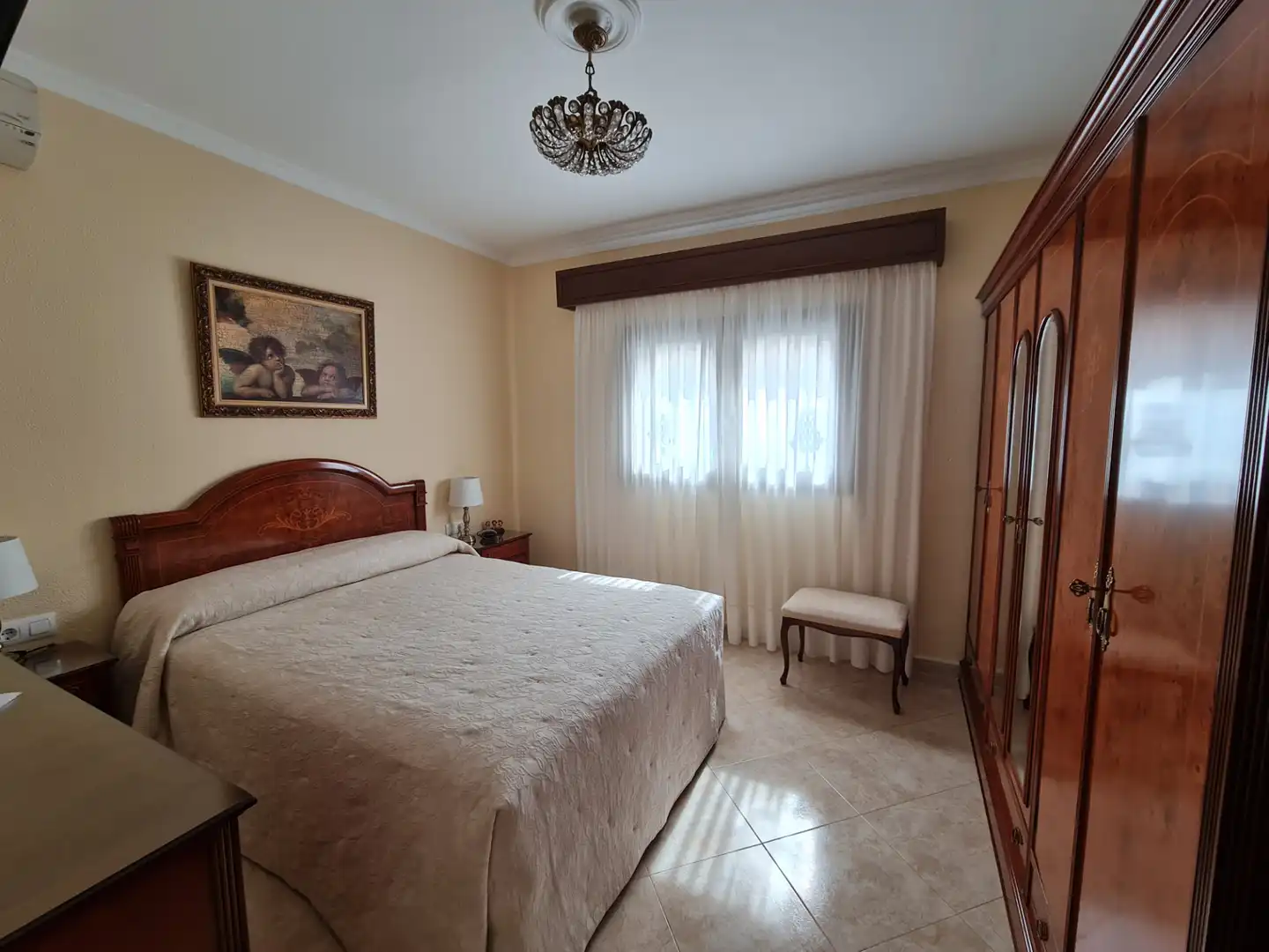 Bedroom of Houses for sale in Camas  with Air Conditioner, Terrace and Storage room