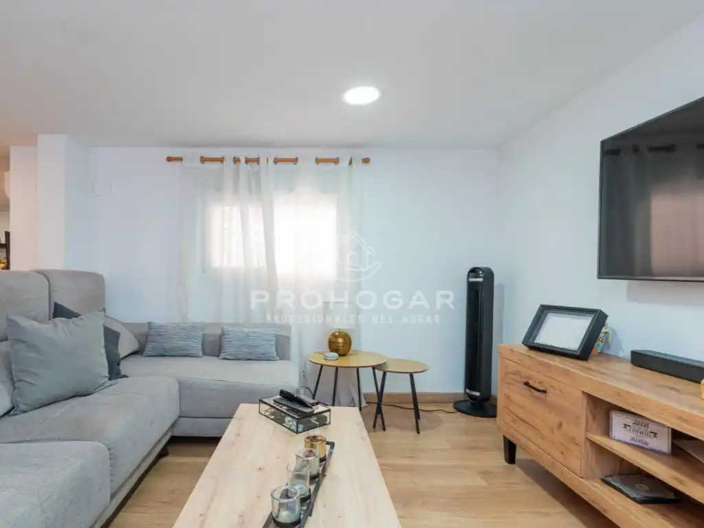 Living room of Detached homes for sale in Colmenar Viejo  with Furnished