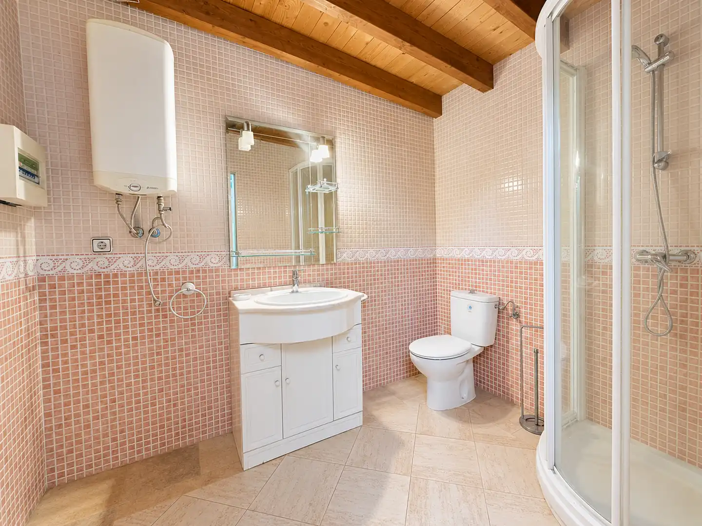 Baño de Casa o chalet en venta en Nuevo Baztán con Calefacción, Jardín privado y Trastero