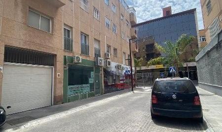 Photo 3 of Garage for sale in Donato Bramante, Plaza de la Luz, Almería