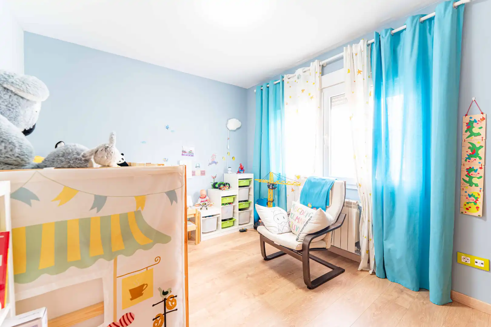 Habitación de Casa adosada en venta en Torrelodones con Balcón