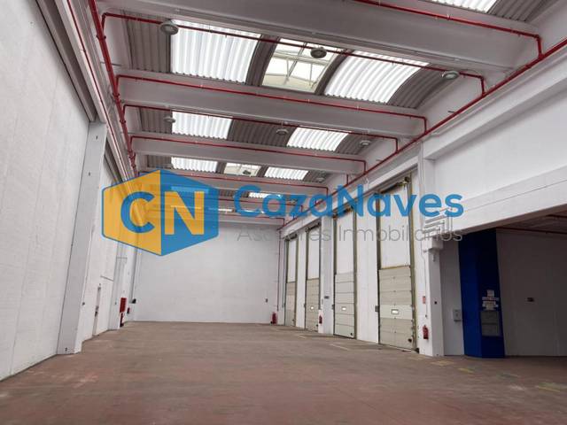 Nave industrial en Alquiler en Barrio de la Estación
