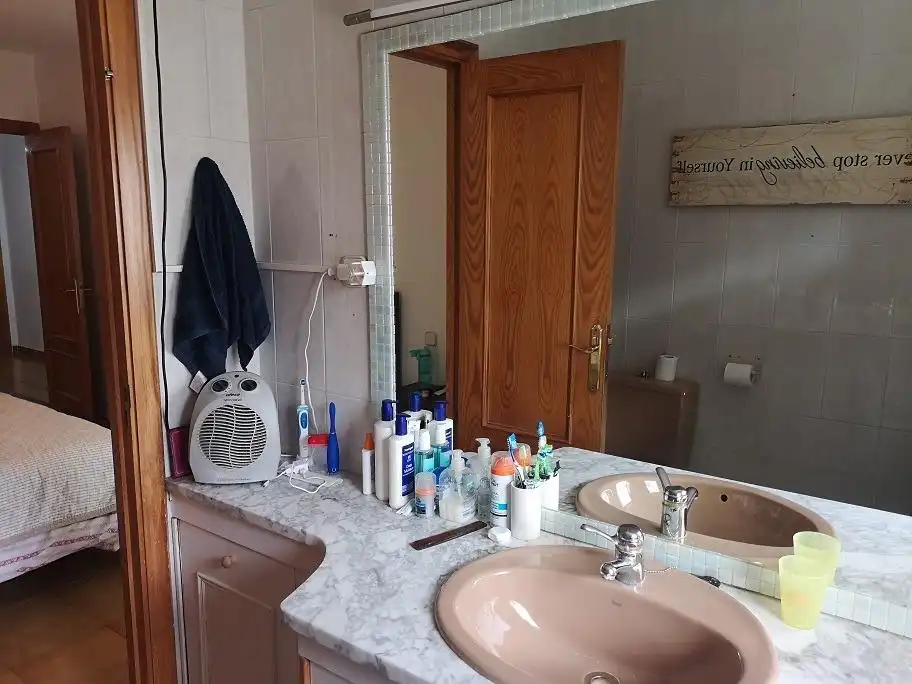 Casa adosada en venta en La Navata