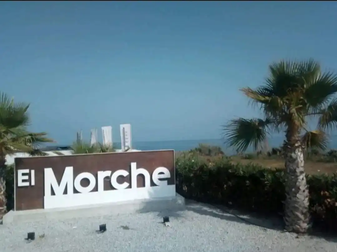 Wohnung zur Miete in Torrox mit Klimaanlage, Schwimmbad und Balkon