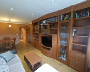 Living room of Flat for sale in Cuenca Capital  with Heating, Terrace and Storage room