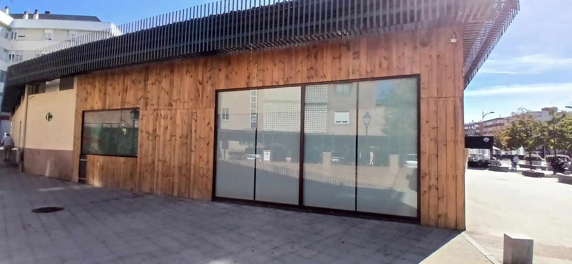 Vista exterior de Local de alquiler en Collado Villalba con Terraza