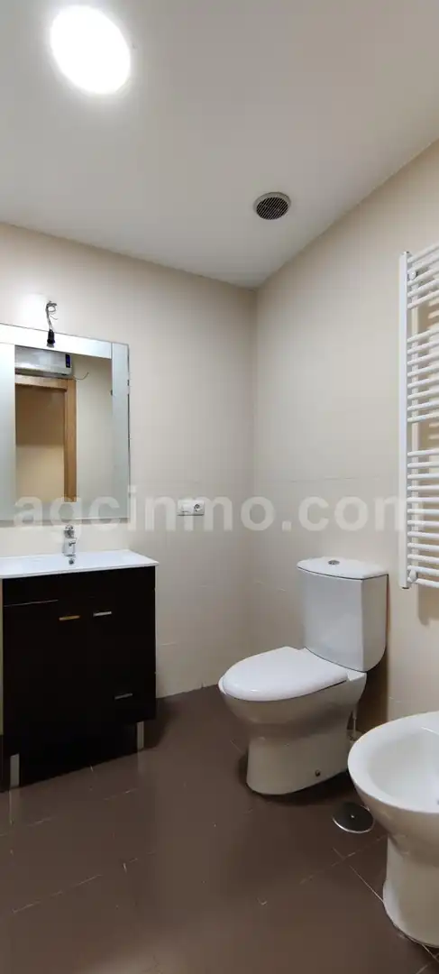 Baño de Piso en venta en Arroyo de la Encomienda con Aire acondicionado, Calefacción y Terraza