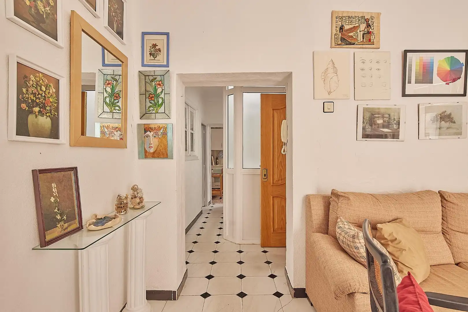 Wohnung zum Verkauf in Cádiz mit Balkon