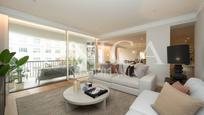 Bedroom of Flat for sale in  Madrid Capital  with Air Conditioner, Heating and Terrace