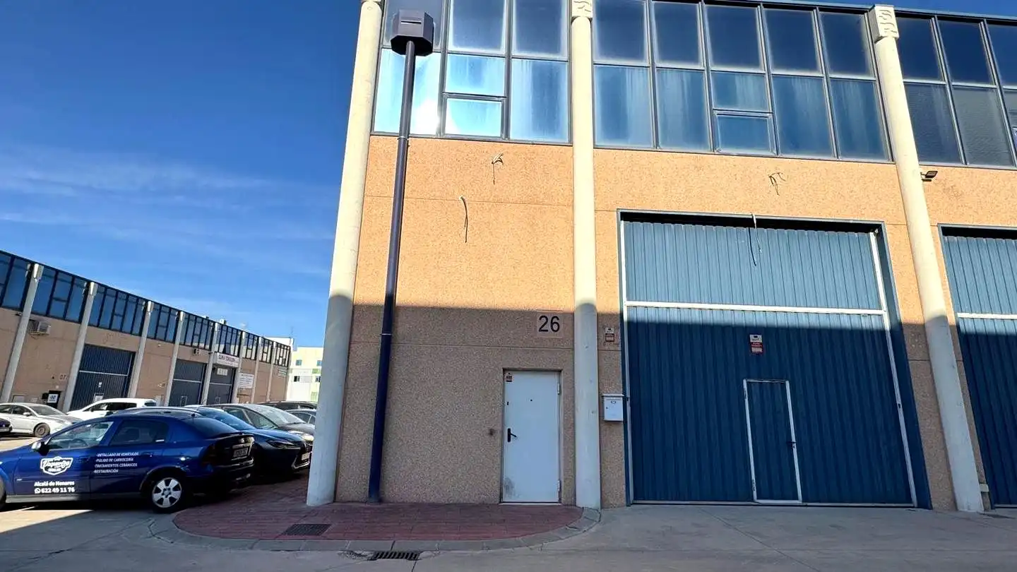 Nau industrial de lloguer a Calle Tales de Mileto, imagen 18