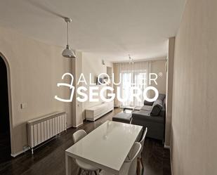 Sala d'estar de Pis de lloguer en Armilla amb Calefacció i Moblat