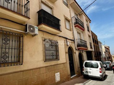 Pis amb balcó en venda a C. Don Antonio Cuadros