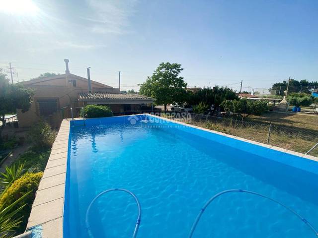 Casa-chalet en Venta en Garrapinillos