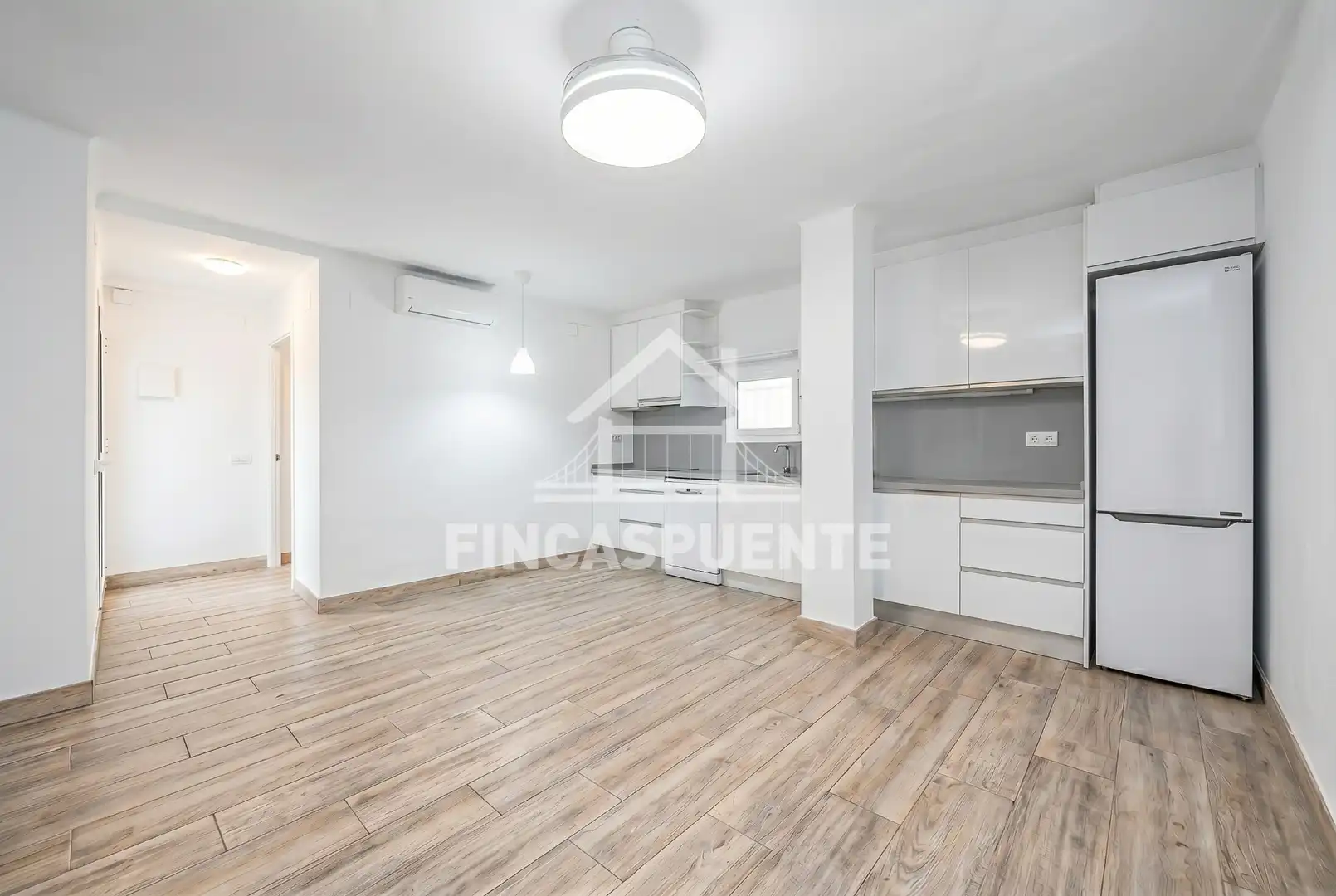 Piso en venta en El Camp de l'Arpa del Clot