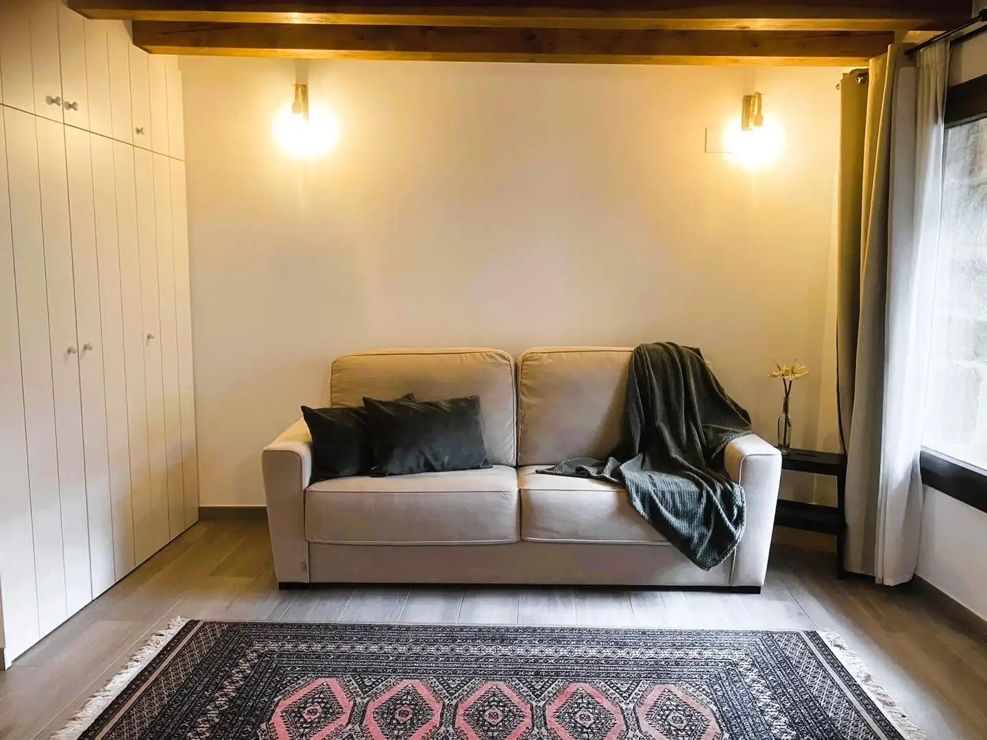 Sala d'estar de Finca rústica en venda en Olba amb Calefacció i Moblat