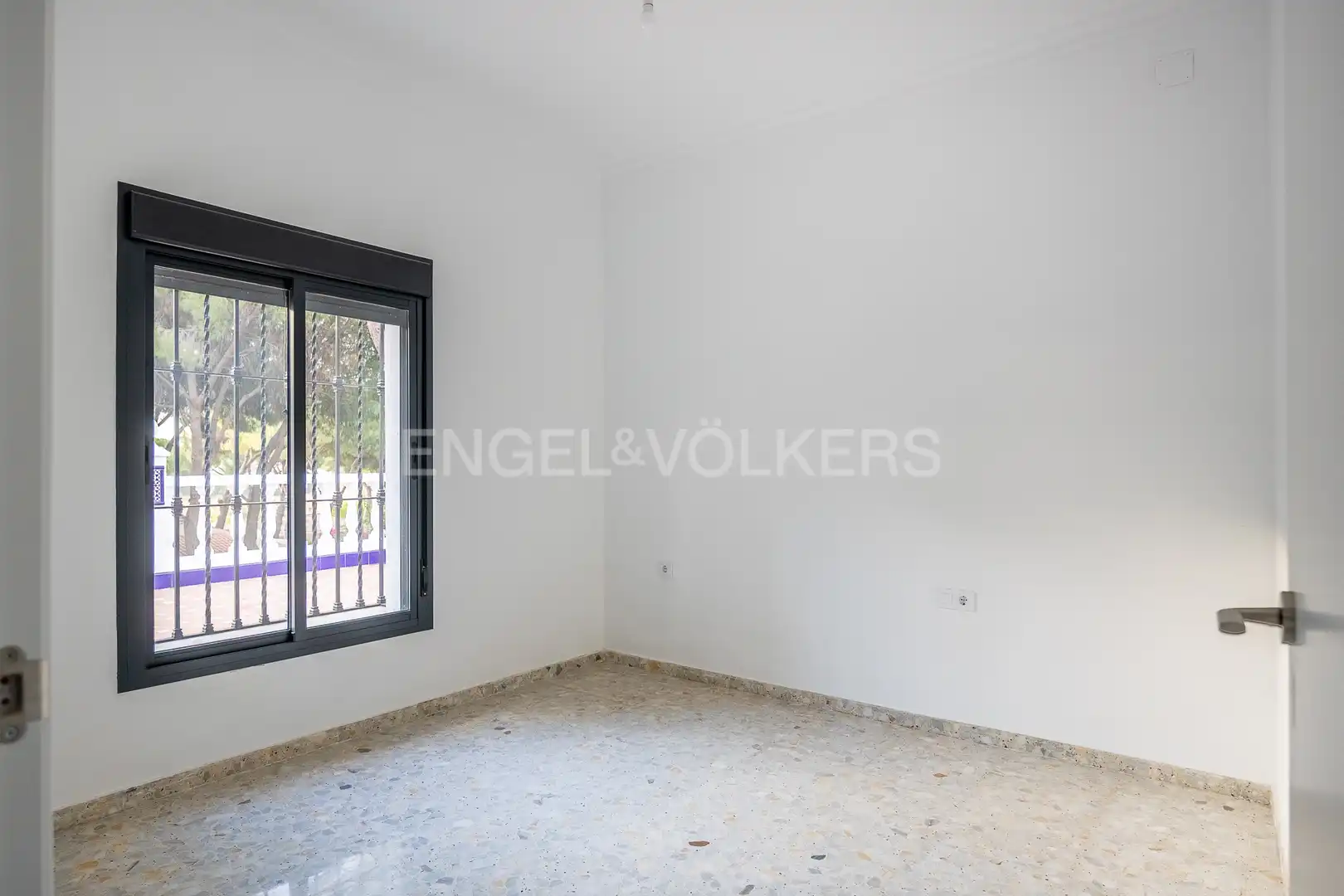 Casa o xalet en venda en Alcalá de Guadaira amb Calefacció, Jardí privat i Terrassa