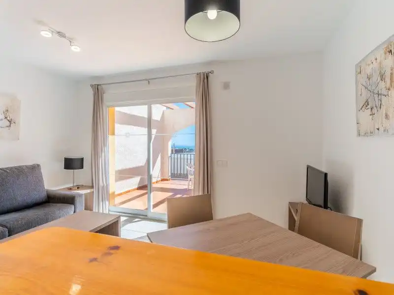 Apartamento con piscina en venta en Cometa, imagen 4