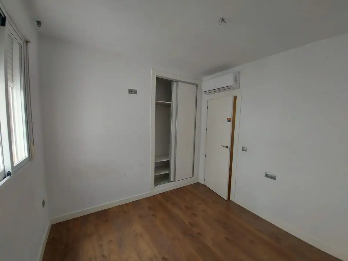 Piso de alquiler en de Andalucia, Hospital