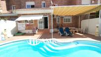 Swimming pool of Single-family semi-detached for sale in Illescas  with Heating, Private garden and Terrace