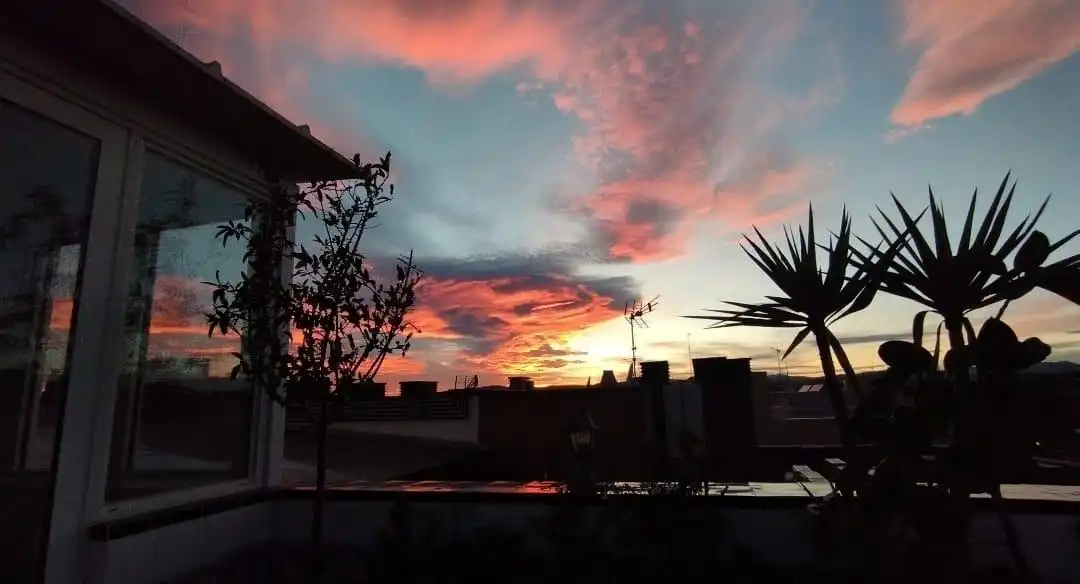 Vista exterior de Ático en venta en Esplugues de Llobregat con Aire acondicionado, Calefacción y Terraza