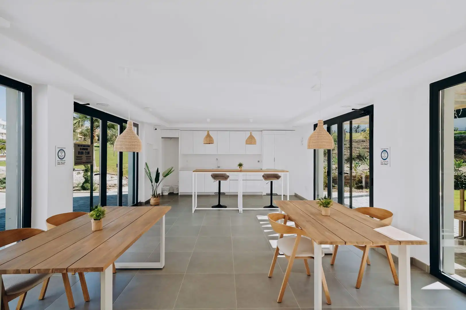 Cuina de Apartament en venda en Estepona amb Terrassa