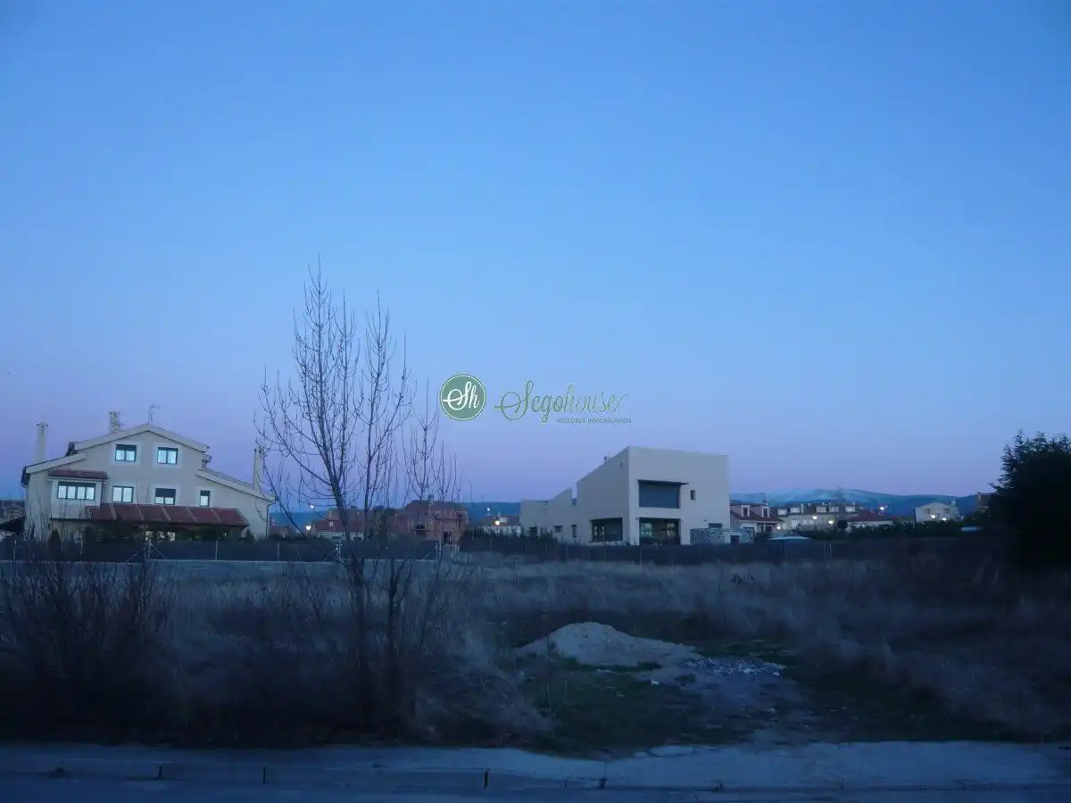 Residential land for sale in Torrecaballeros