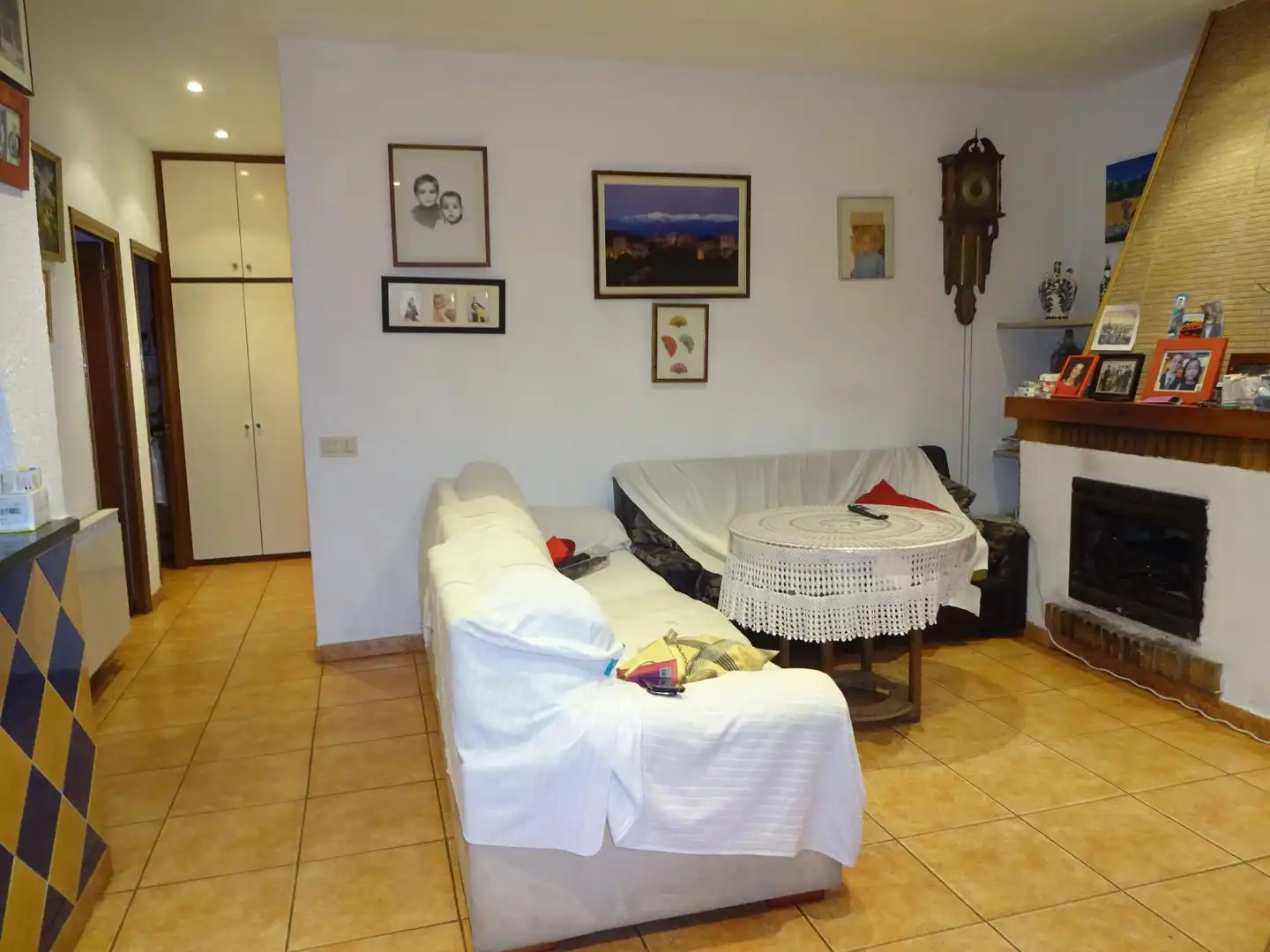 Sala d'estar de Casa o xalet en venda en Argentona amb Jardí privat, Terrassa i Traster