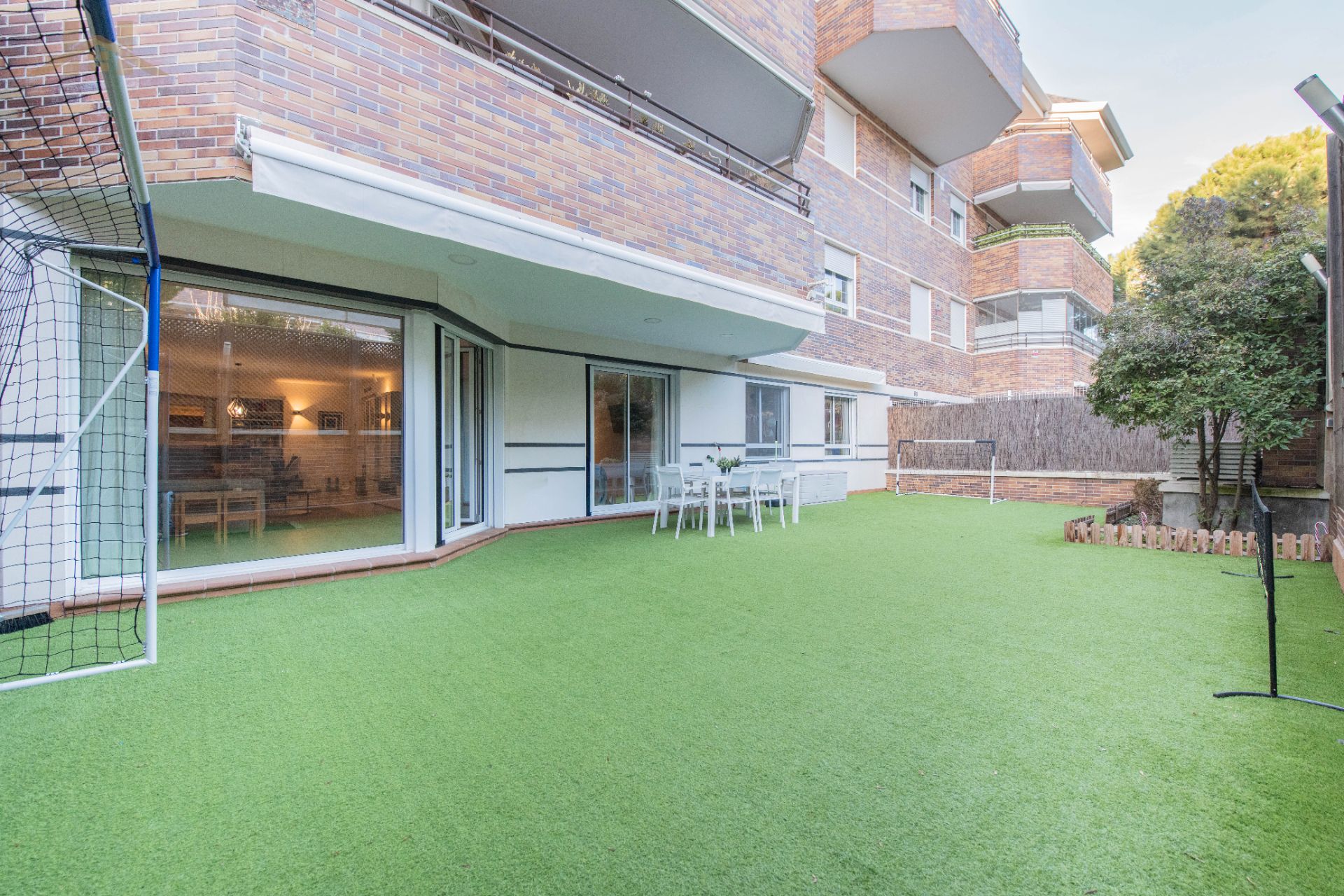 Terrace of Flat for sale in Majadahonda  with Air Conditioner, Heating and Private garden