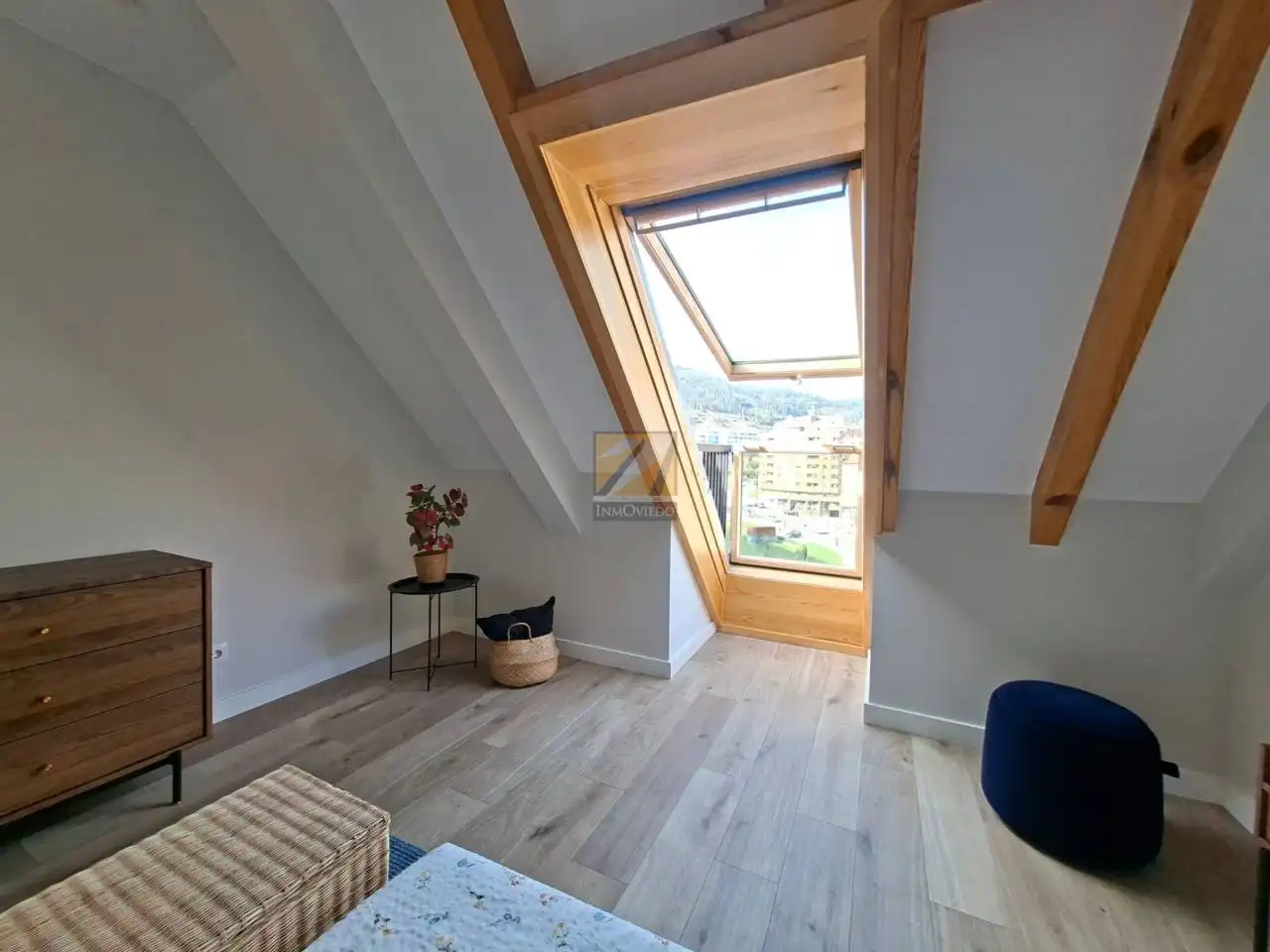 Balcony of Attic for sale in Oviedo   with Heating, Terrace and Furnished