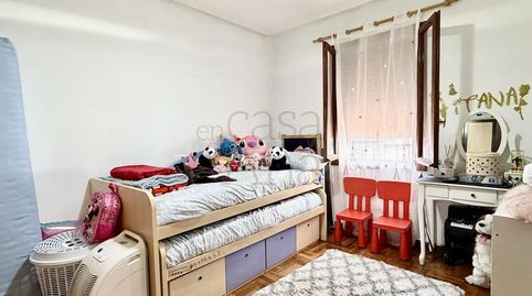 Foto 5 von Wohnung zum Verkauf in Doctor Fleming Kalea, Mamariga, Santurtzi